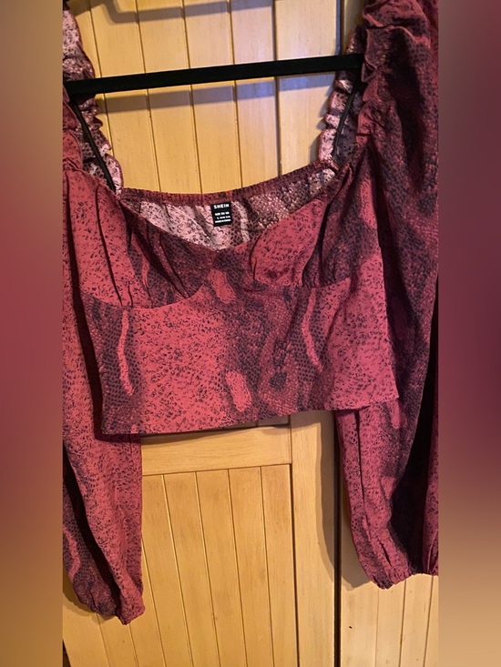 Ruffle Rouched 
Blouse  large/Shein - Picture 13 of 15